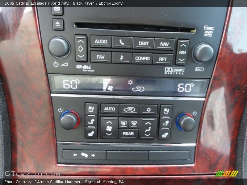 Controls of 2009 Escalade Hybrid AWD
