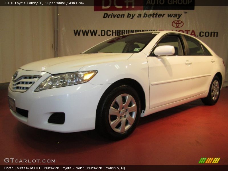 Super White / Ash Gray 2010 Toyota Camry LE