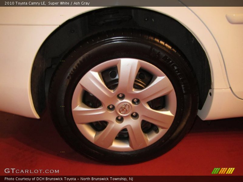 Super White / Ash Gray 2010 Toyota Camry LE