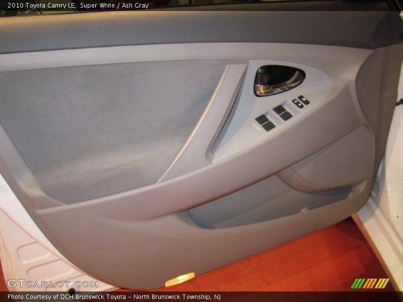 Super White / Ash Gray 2010 Toyota Camry LE