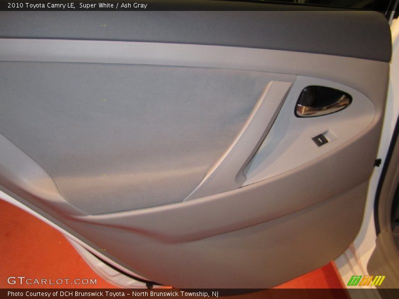 Super White / Ash Gray 2010 Toyota Camry LE