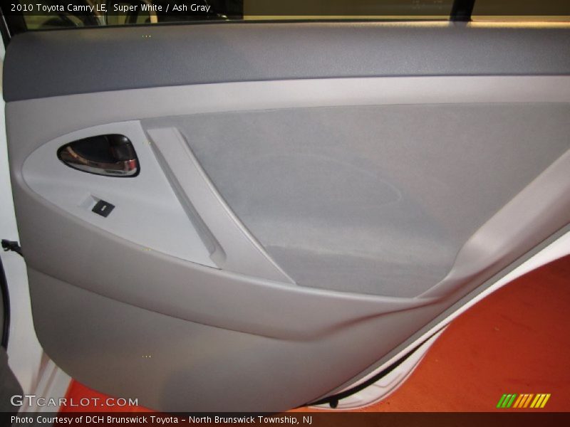 Super White / Ash Gray 2010 Toyota Camry LE