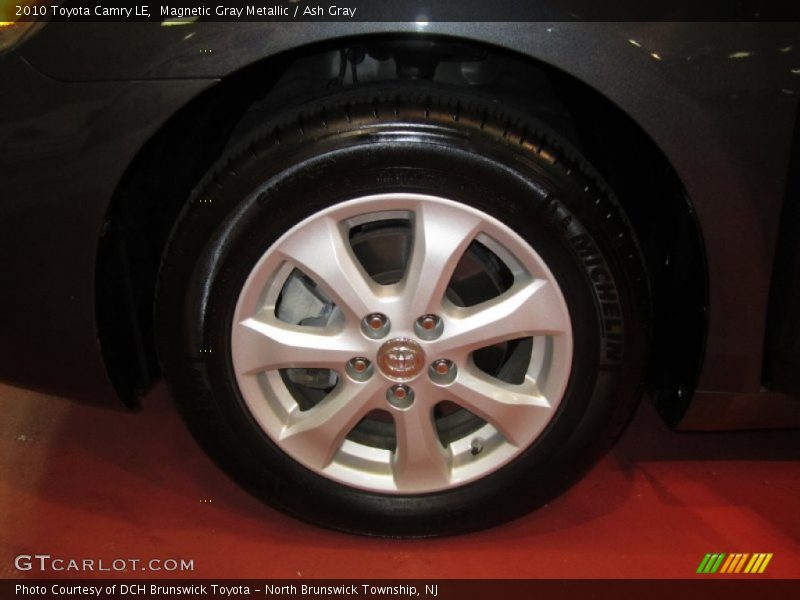 Magnetic Gray Metallic / Ash Gray 2010 Toyota Camry LE