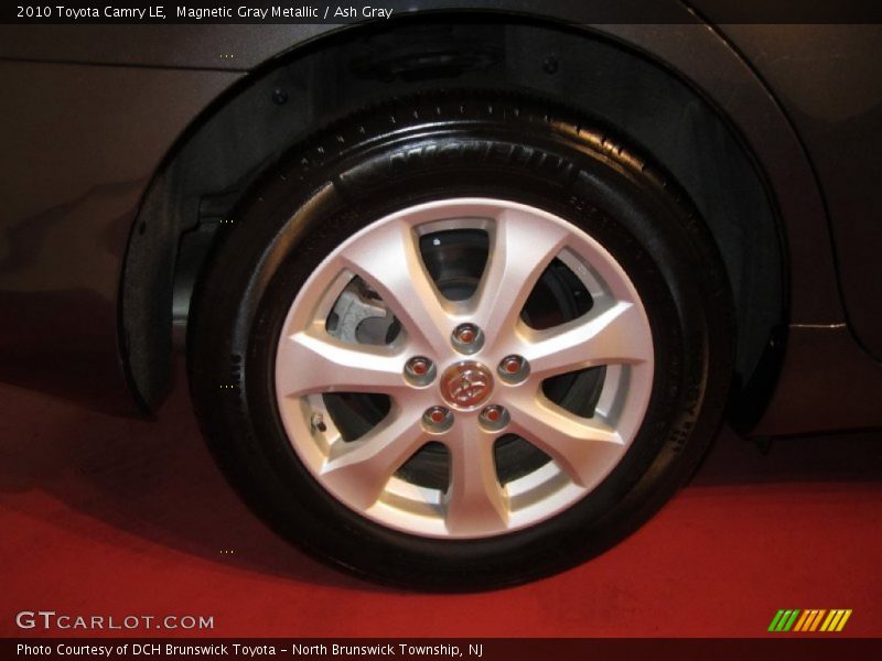 Magnetic Gray Metallic / Ash Gray 2010 Toyota Camry LE