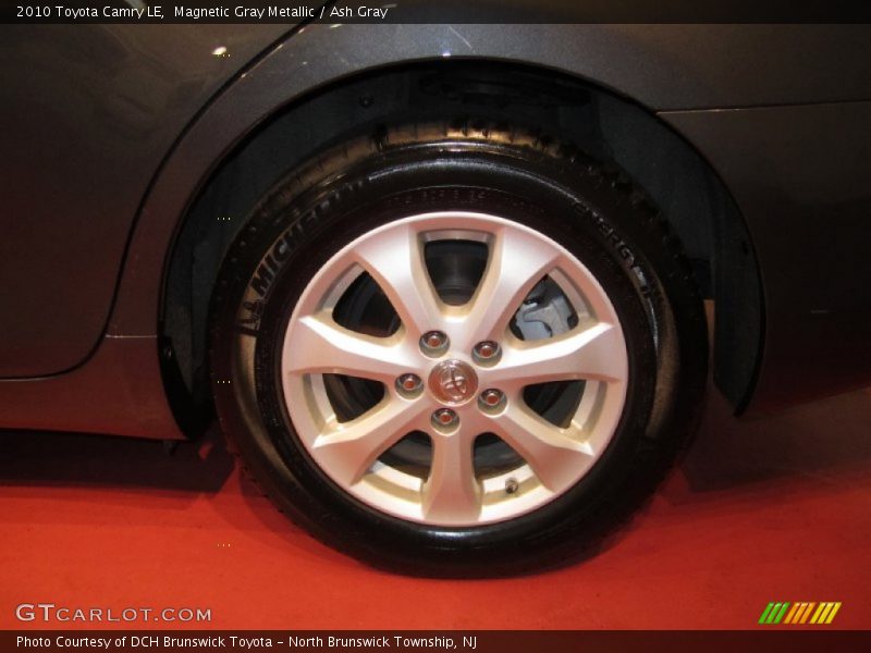 Magnetic Gray Metallic / Ash Gray 2010 Toyota Camry LE