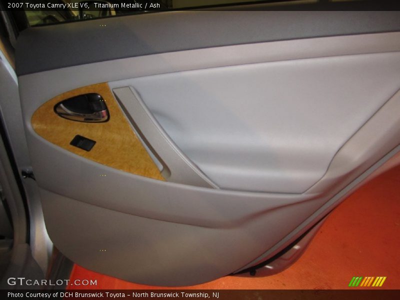 Titanium Metallic / Ash 2007 Toyota Camry XLE V6