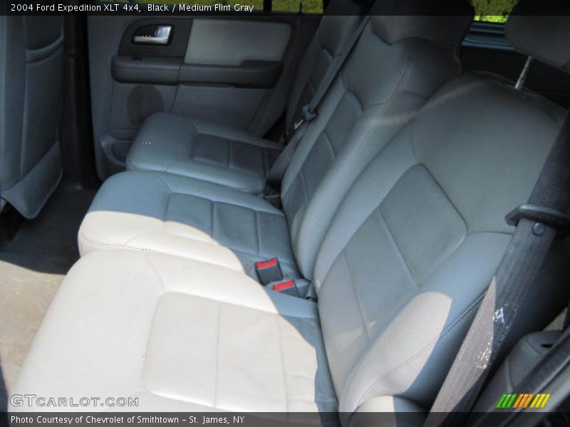 Black / Medium Flint Gray 2004 Ford Expedition XLT 4x4