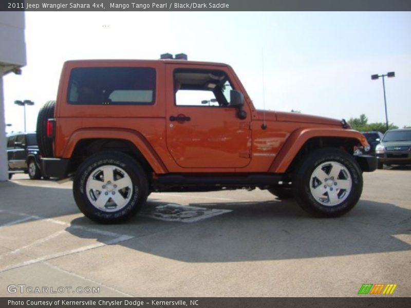Mango Tango Pearl / Black/Dark Saddle 2011 Jeep Wrangler Sahara 4x4
