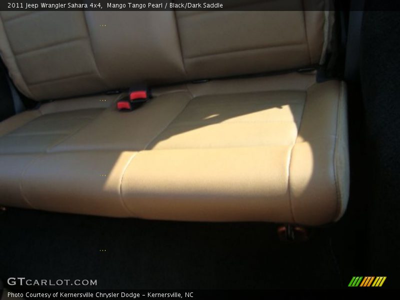 Mango Tango Pearl / Black/Dark Saddle 2011 Jeep Wrangler Sahara 4x4