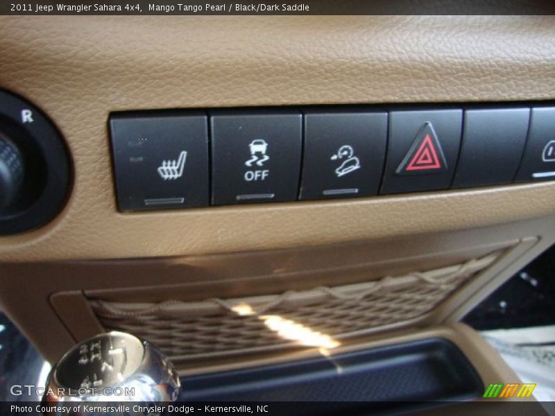 Mango Tango Pearl / Black/Dark Saddle 2011 Jeep Wrangler Sahara 4x4