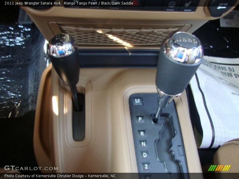 Mango Tango Pearl / Black/Dark Saddle 2011 Jeep Wrangler Sahara 4x4