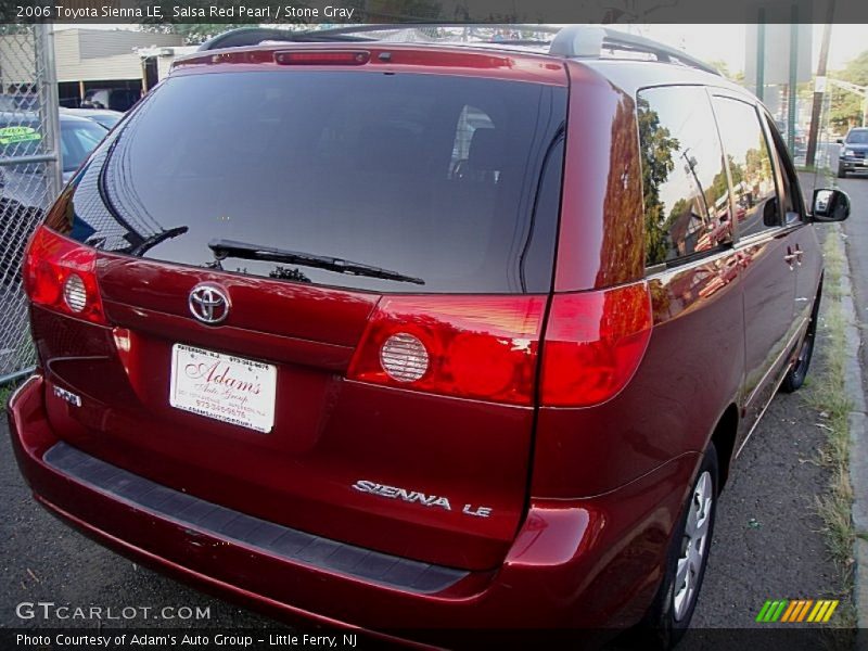 Salsa Red Pearl / Stone Gray 2006 Toyota Sienna LE
