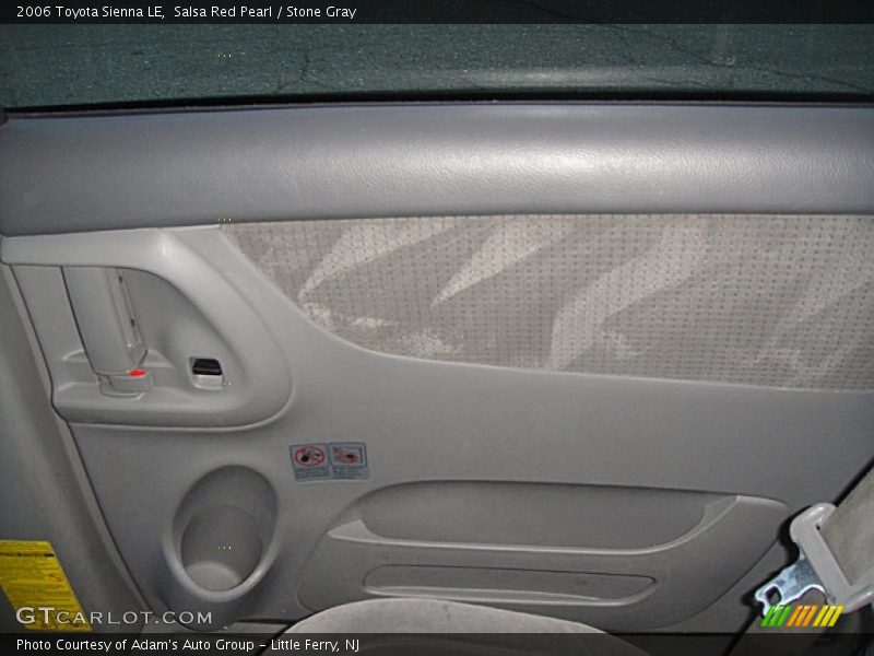 Salsa Red Pearl / Stone Gray 2006 Toyota Sienna LE