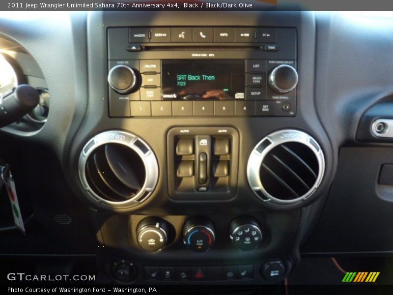 Controls of 2011 Wrangler Unlimited Sahara 70th Anniversary 4x4