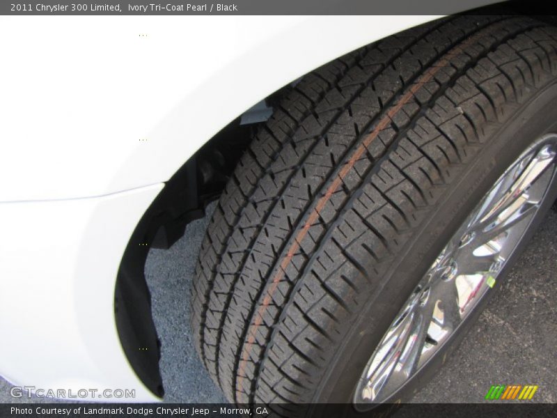 Ivory Tri-Coat Pearl / Black 2011 Chrysler 300 Limited