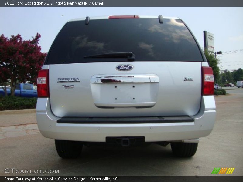 Ingot Silver Metallic / Camel 2011 Ford Expedition XLT