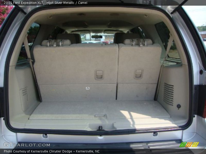 Ingot Silver Metallic / Camel 2011 Ford Expedition XLT