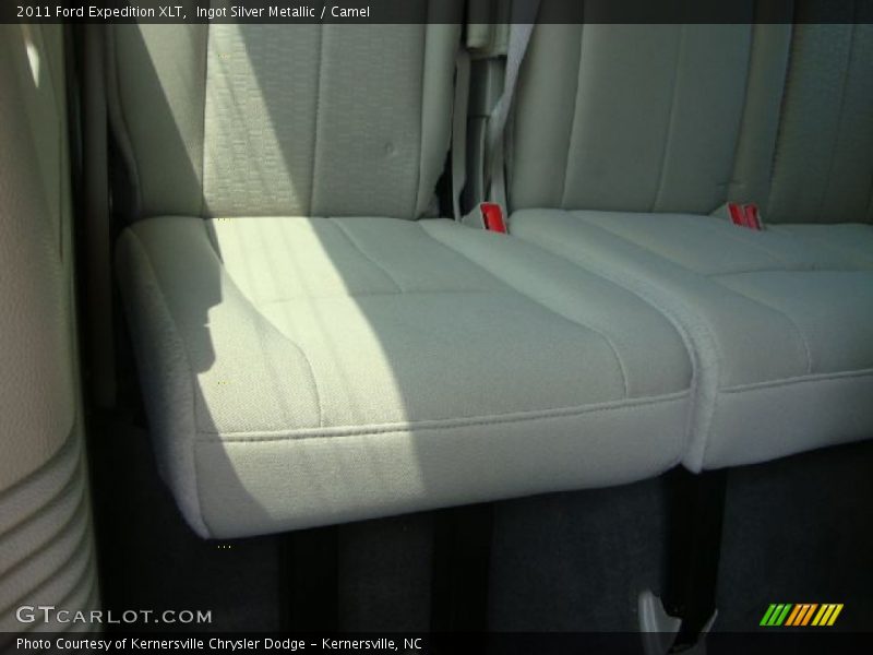 Ingot Silver Metallic / Camel 2011 Ford Expedition XLT
