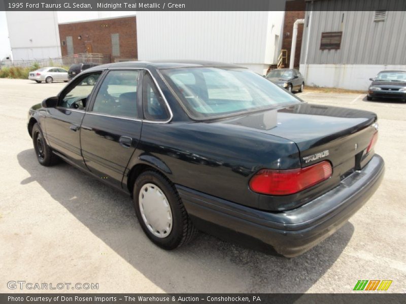 Midnight Teal Metallic / Green 1995 Ford Taurus GL Sedan