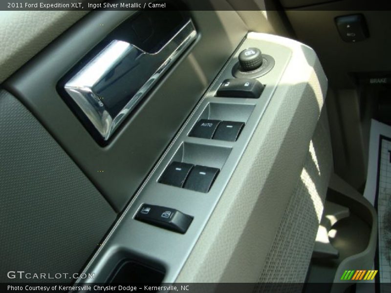 Ingot Silver Metallic / Camel 2011 Ford Expedition XLT
