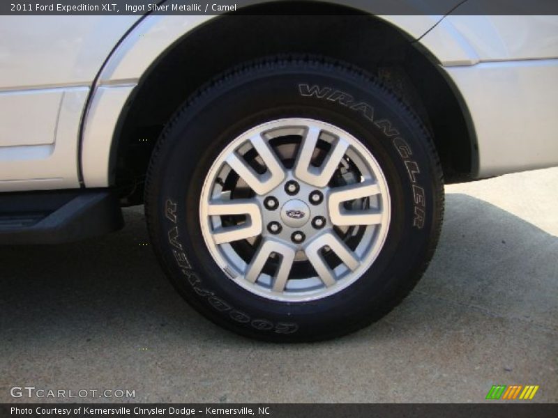 Ingot Silver Metallic / Camel 2011 Ford Expedition XLT