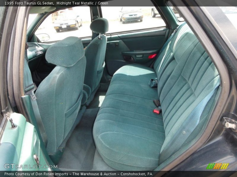 Midnight Teal Metallic / Green 1995 Ford Taurus GL Sedan