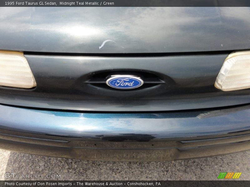 Midnight Teal Metallic / Green 1995 Ford Taurus GL Sedan