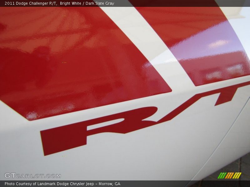 Bright White / Dark Slate Gray 2011 Dodge Challenger R/T