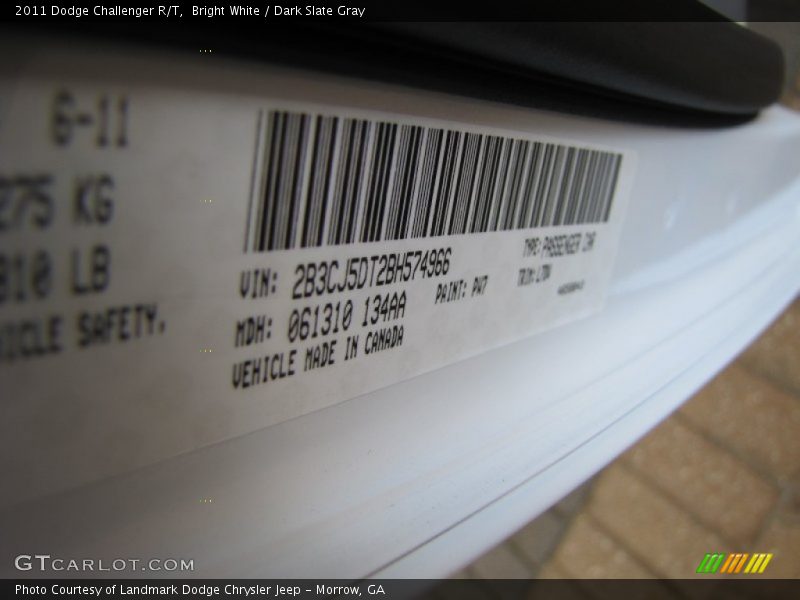 Bright White / Dark Slate Gray 2011 Dodge Challenger R/T