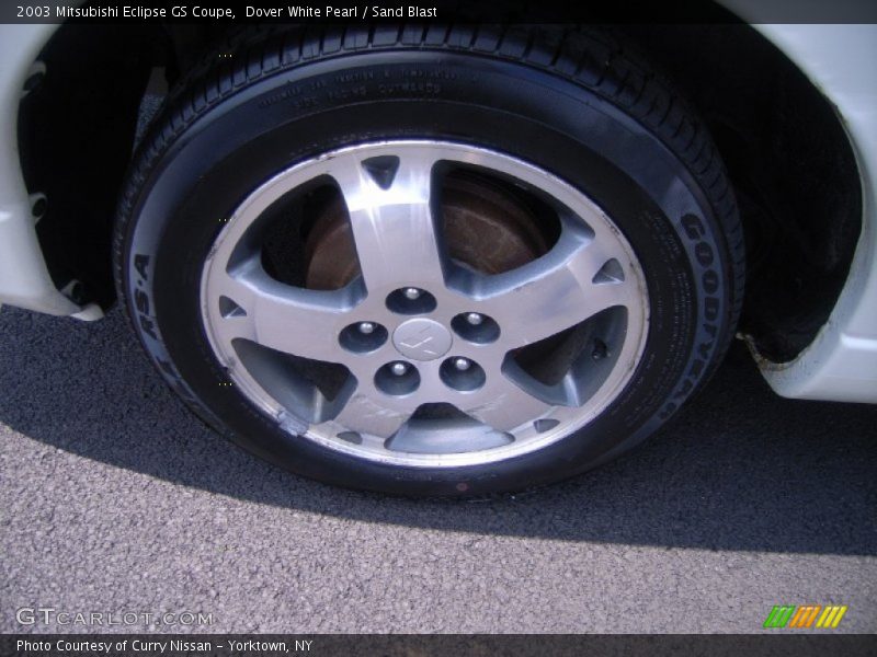 Dover White Pearl / Sand Blast 2003 Mitsubishi Eclipse GS Coupe