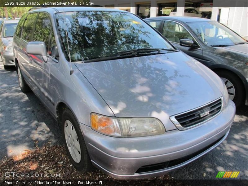 Sebring Silver Metallic / Gray 1999 Isuzu Oasis S