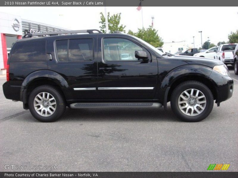 Super Black / Cafe Latte 2010 Nissan Pathfinder LE 4x4