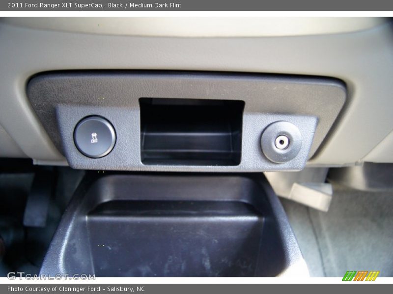 Black / Medium Dark Flint 2011 Ford Ranger XLT SuperCab