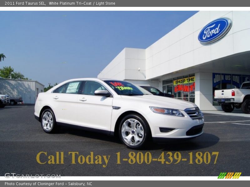 White Platinum Tri-Coat / Light Stone 2011 Ford Taurus SEL