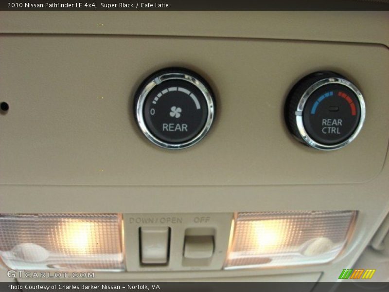 Super Black / Cafe Latte 2010 Nissan Pathfinder LE 4x4