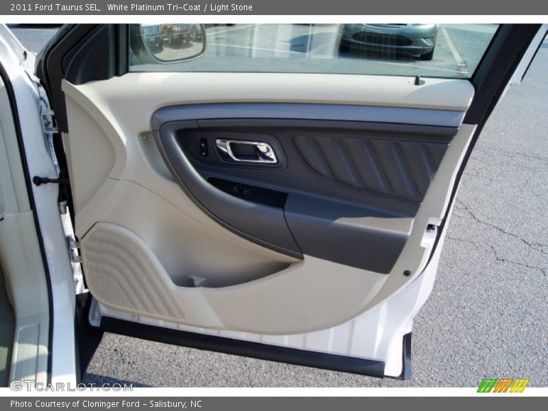 White Platinum Tri-Coat / Light Stone 2011 Ford Taurus SEL