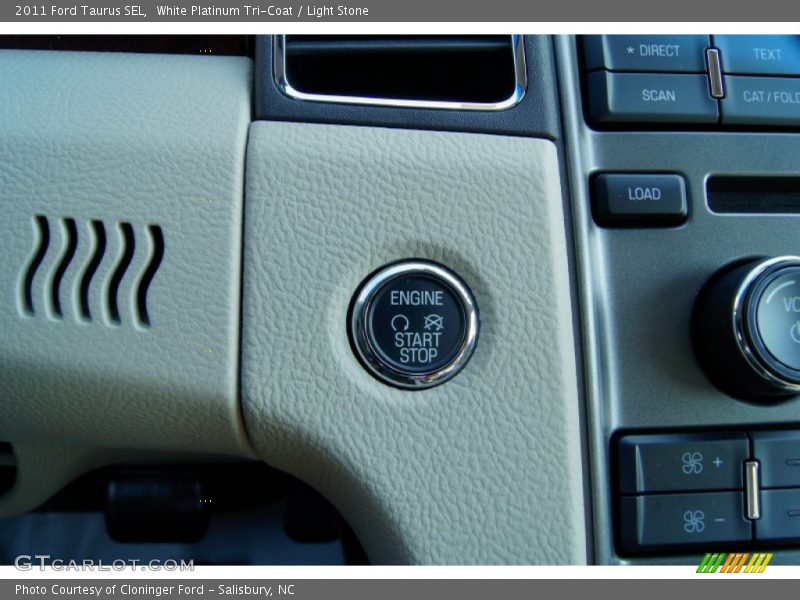 White Platinum Tri-Coat / Light Stone 2011 Ford Taurus SEL