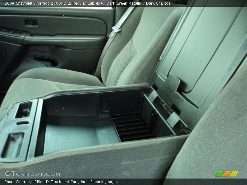 Dark Green Metallic / Dark Charcoal 2004 Chevrolet Silverado 2500HD LS Regular Cab 4x4