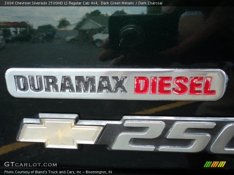  2004 Silverado 2500HD LS Regular Cab 4x4 Logo