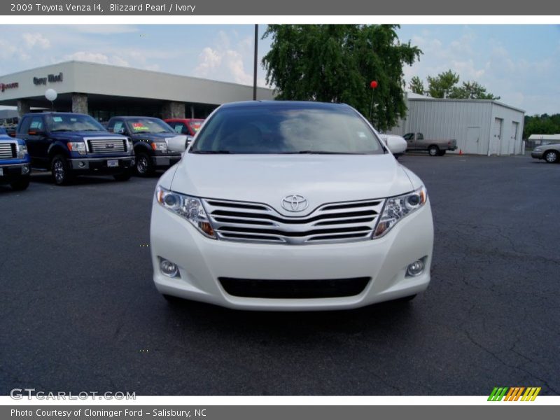 Blizzard Pearl / Ivory 2009 Toyota Venza I4