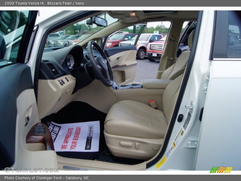 Blizzard Pearl / Ivory 2009 Toyota Venza I4