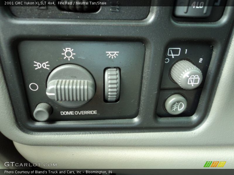 Controls of 2001 Yukon XL SLT 4x4