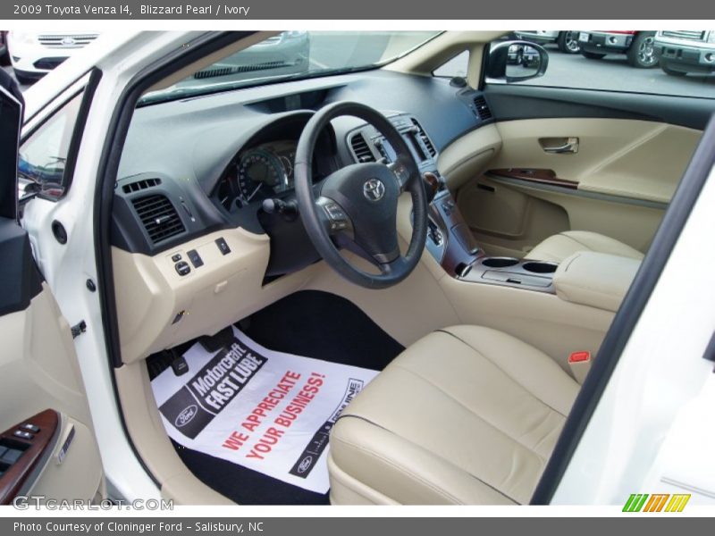 Blizzard Pearl / Ivory 2009 Toyota Venza I4