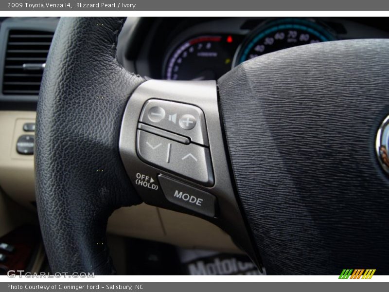 Blizzard Pearl / Ivory 2009 Toyota Venza I4