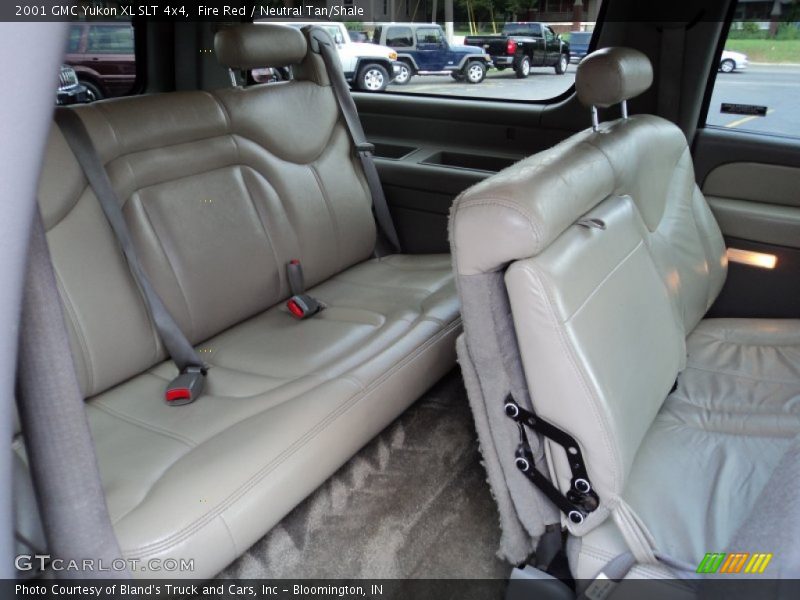  2001 Yukon XL SLT 4x4 Neutral Tan/Shale Interior