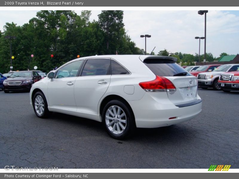 Blizzard Pearl / Ivory 2009 Toyota Venza I4
