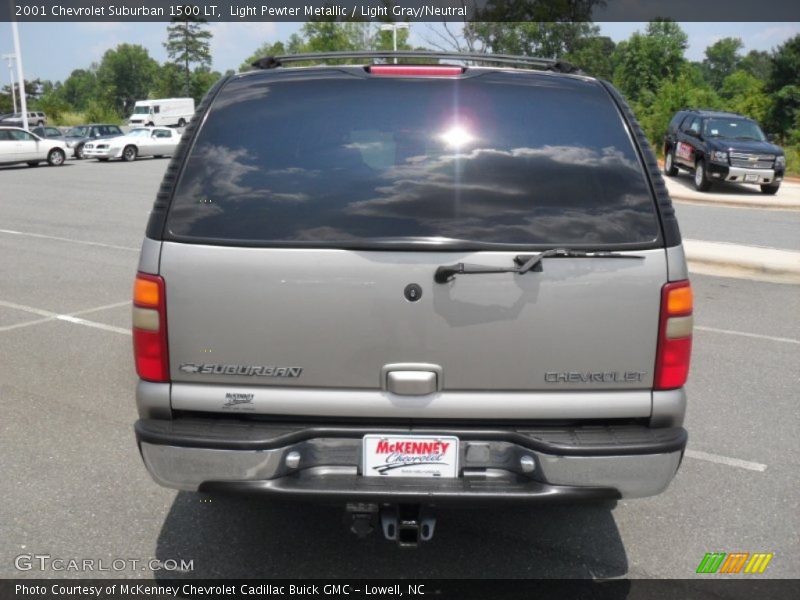 Light Pewter Metallic / Light Gray/Neutral 2001 Chevrolet Suburban 1500 LT