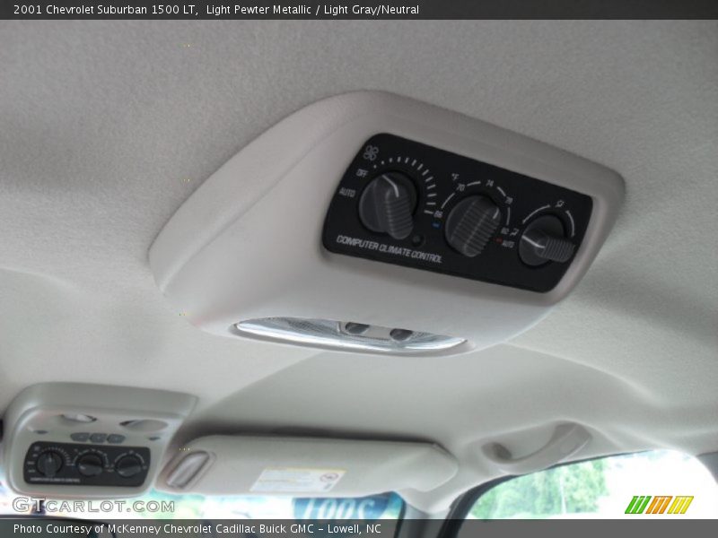 Light Pewter Metallic / Light Gray/Neutral 2001 Chevrolet Suburban 1500 LT