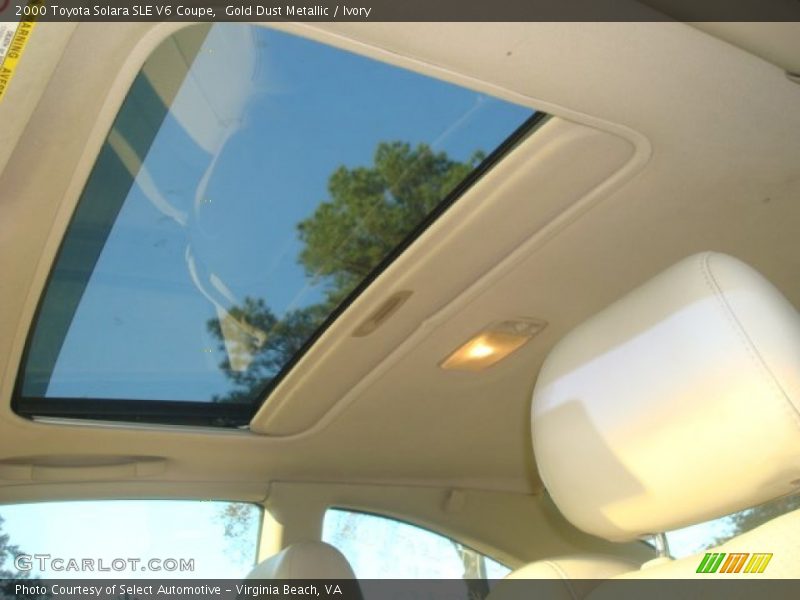 Gold Dust Metallic / Ivory 2000 Toyota Solara SLE V6 Coupe