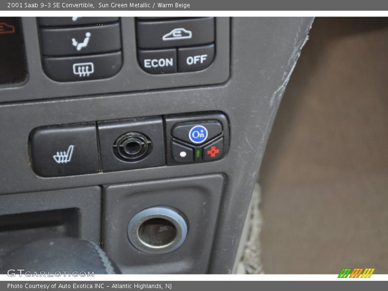 Controls of 2001 9-3 SE Convertible